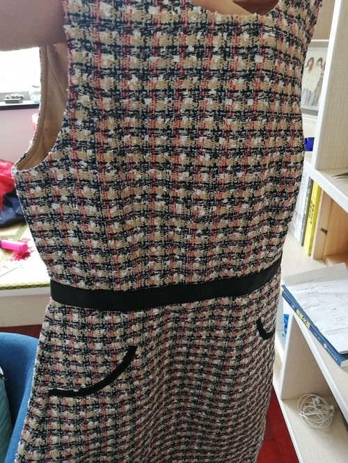 品牌溢价还是化纤价值？解析千元服装背后的经济逻辑